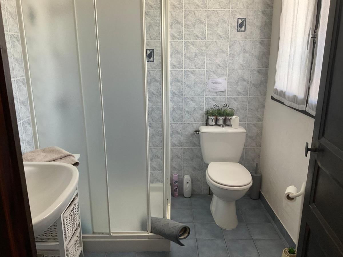 Le Jardin De Rose 24 Feuillebert Romagne 86700 B&B 외부 사진