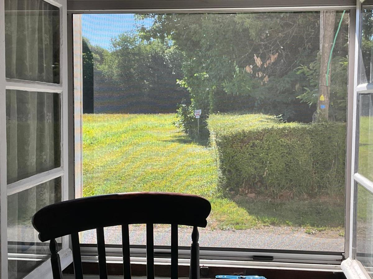 Le Jardin De Rose 24 Feuillebert Romagne 86700 B&B 외부 사진